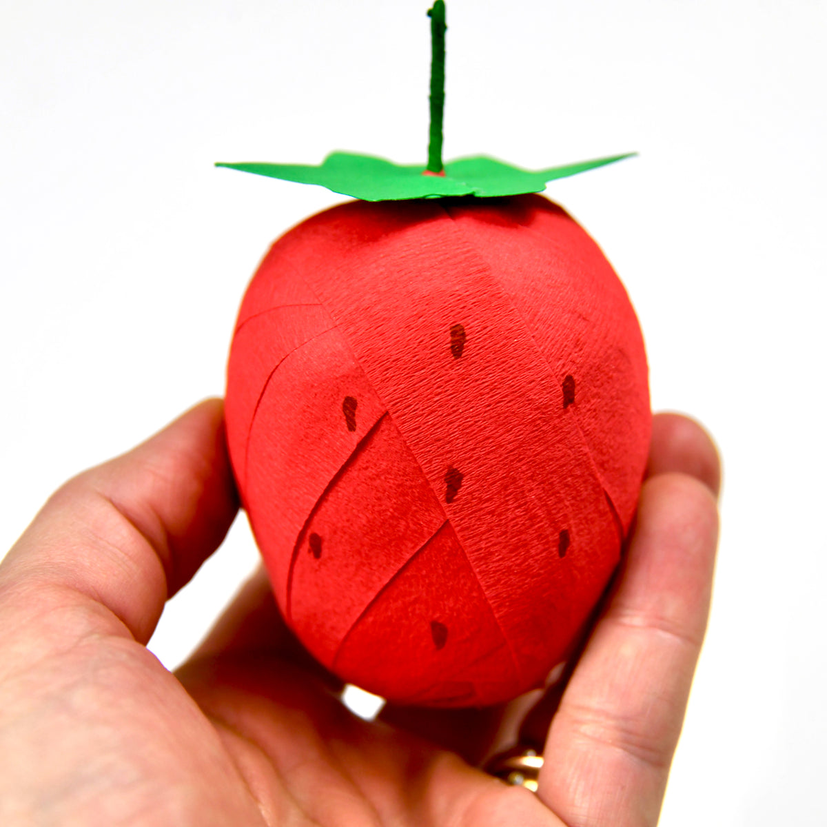 Mini Surprise Ball Strawberry